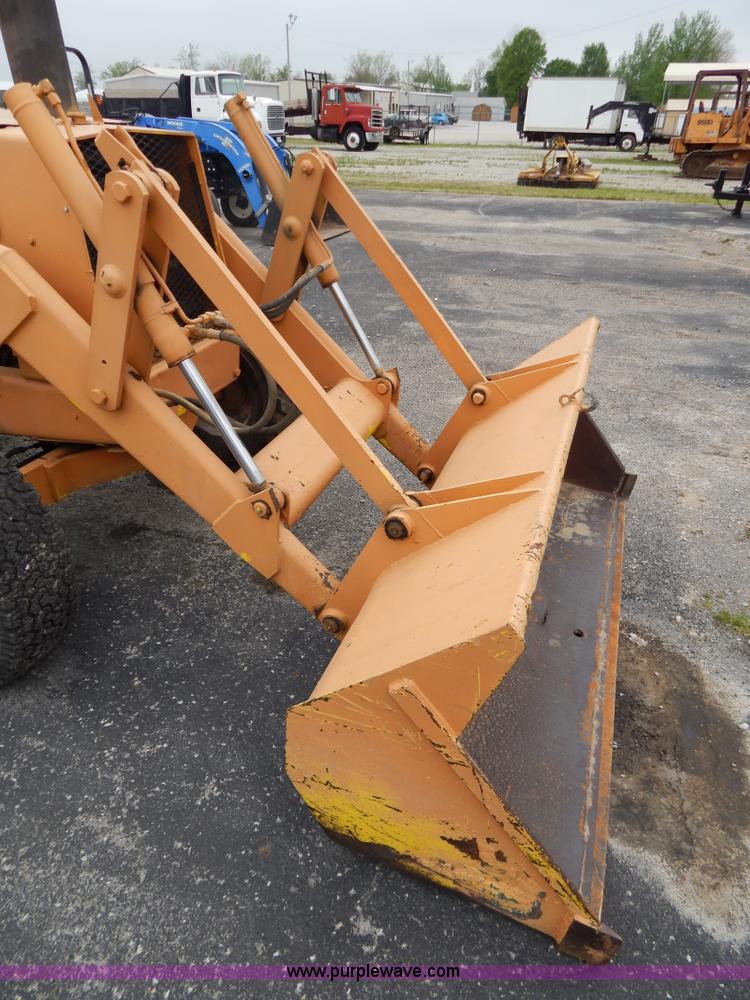 image for item G3167 Case 580C backhoe