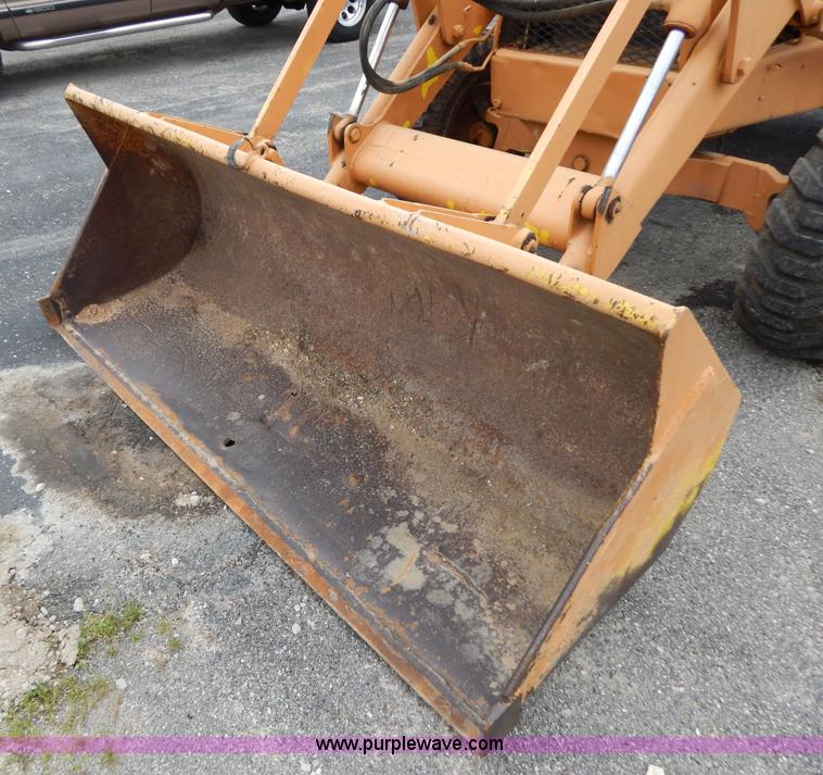 image for item G3167 Case 580C backhoe