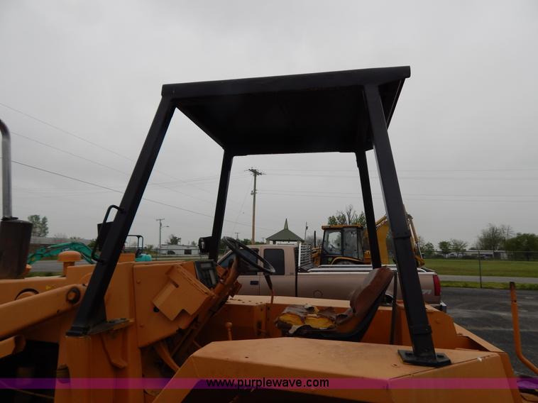 image for item G3167 Case 580C backhoe