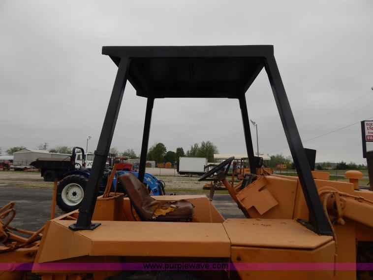 image for item G3167 Case 580C backhoe