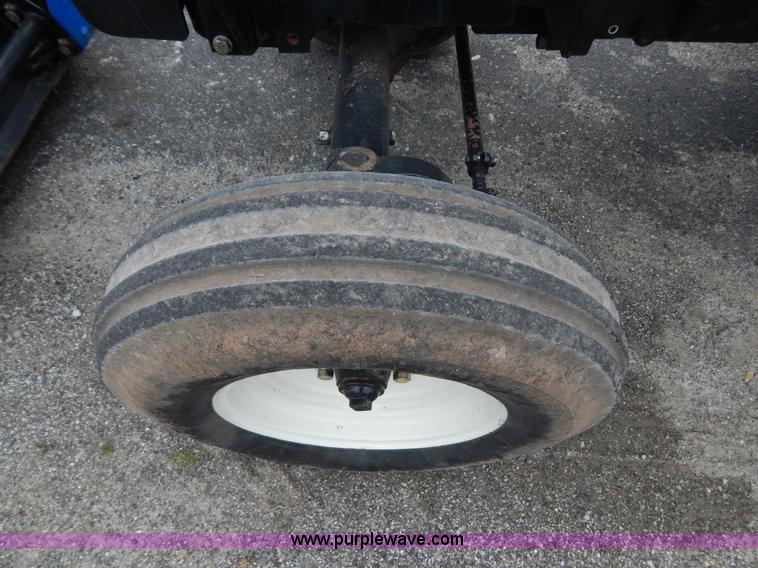 image for item G3168 2006 New Holland TT60A tractor