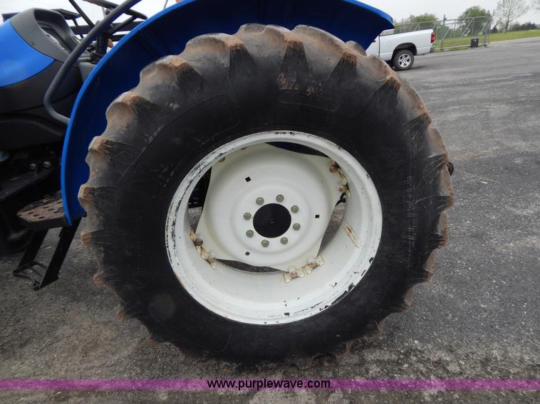 image for item G3168 2006 New Holland TT60A tractor