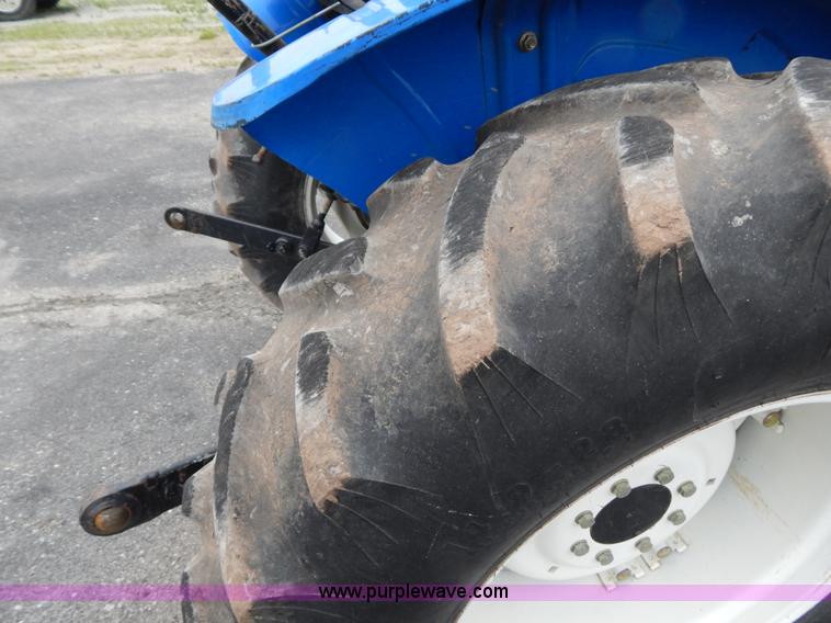 image for item G3168 2006 New Holland TT60A tractor