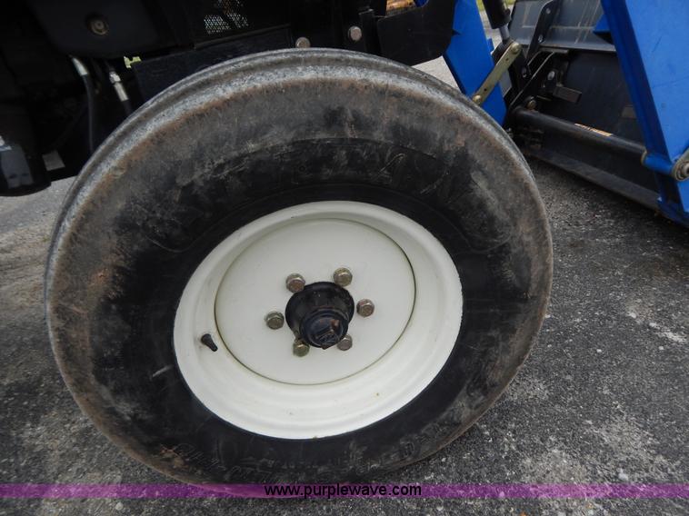 image for item G3168 2006 New Holland TT60A tractor