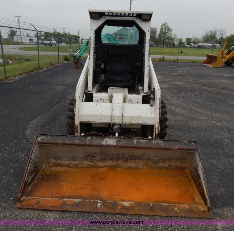 image for item G3169 Bobcat 763 skid steer