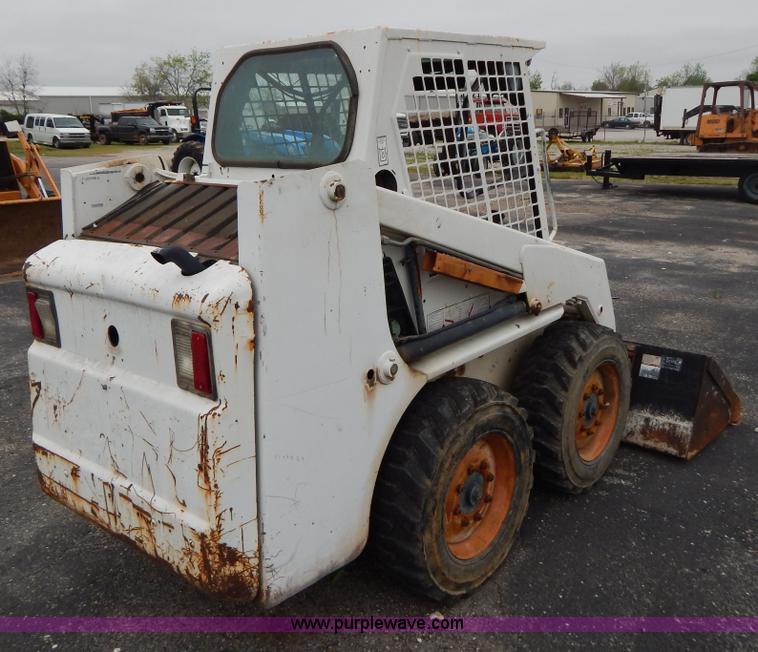 image for item G3169 Bobcat 763 skid steer