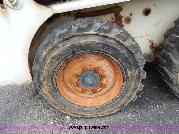 image for item G3169 Bobcat 763 skid steer
