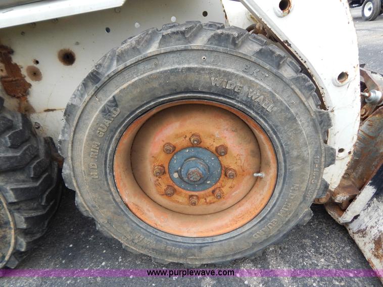image for item G3169 Bobcat 763 skid steer