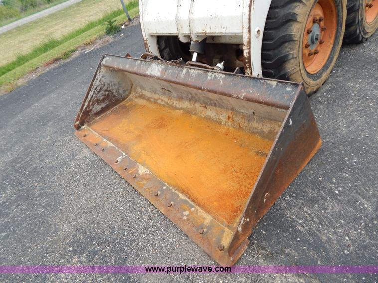 image for item G3169 Bobcat 763 skid steer