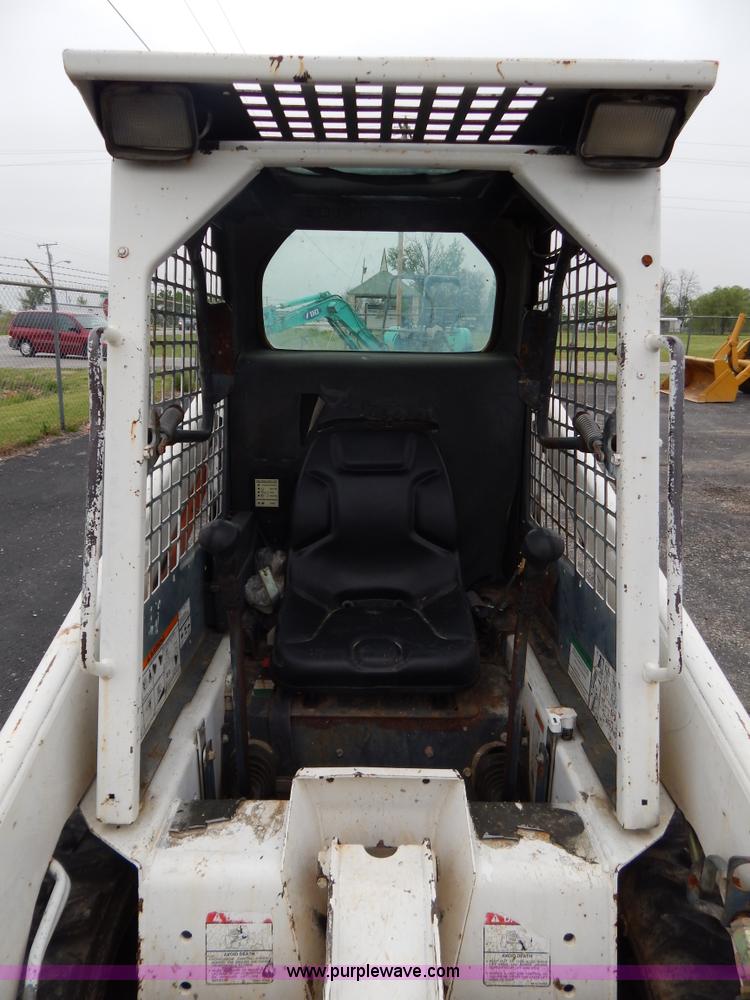 image for item G3169 Bobcat 763 skid steer