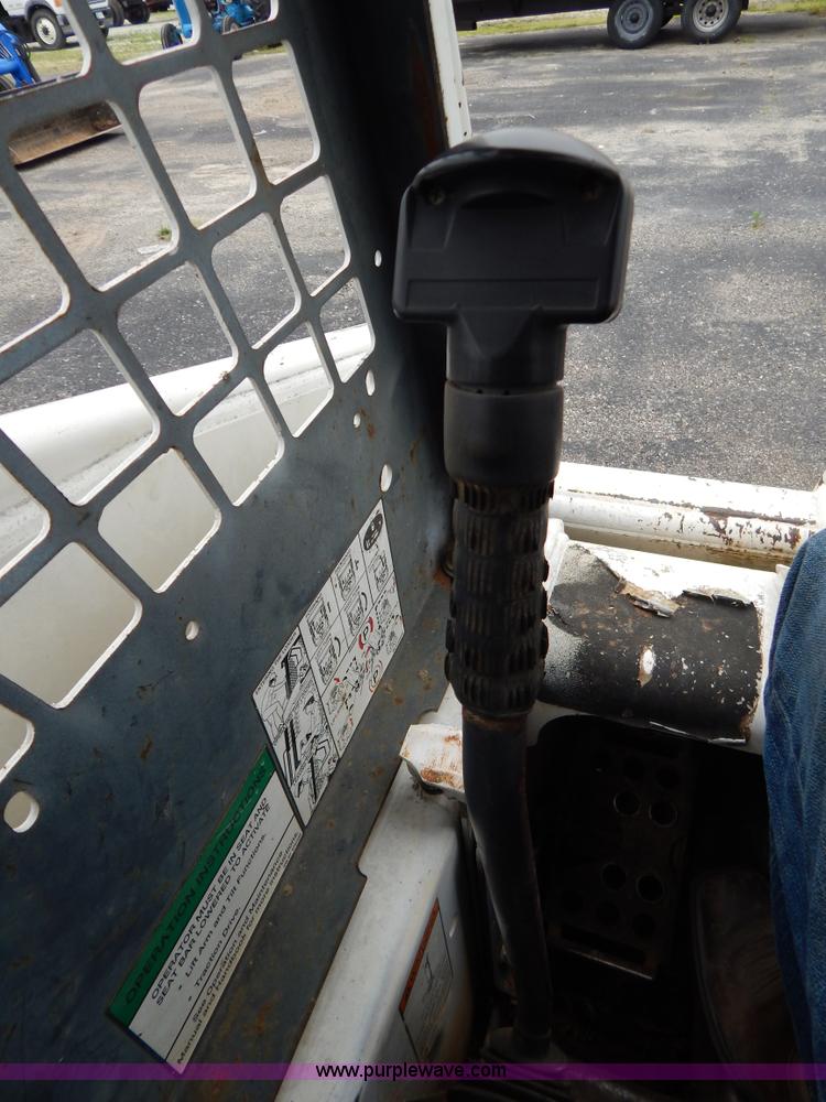 image for item G3169 Bobcat 763 skid steer