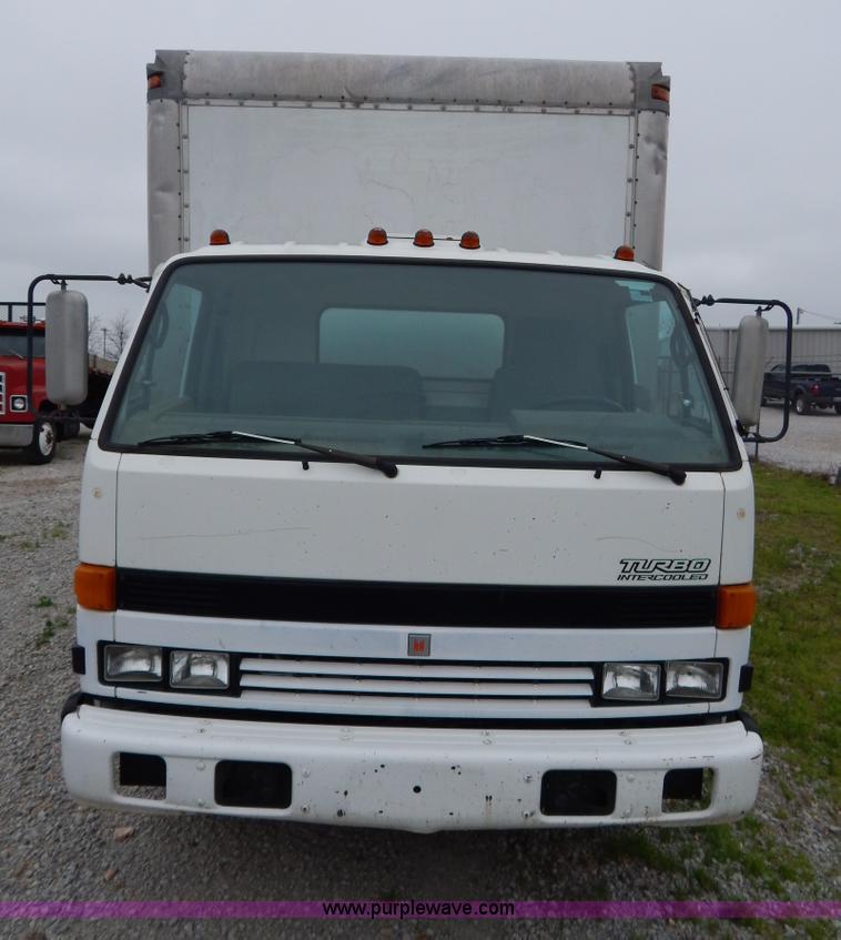 image for item G3170 1995 Isuzu NPR Electromatic box truck