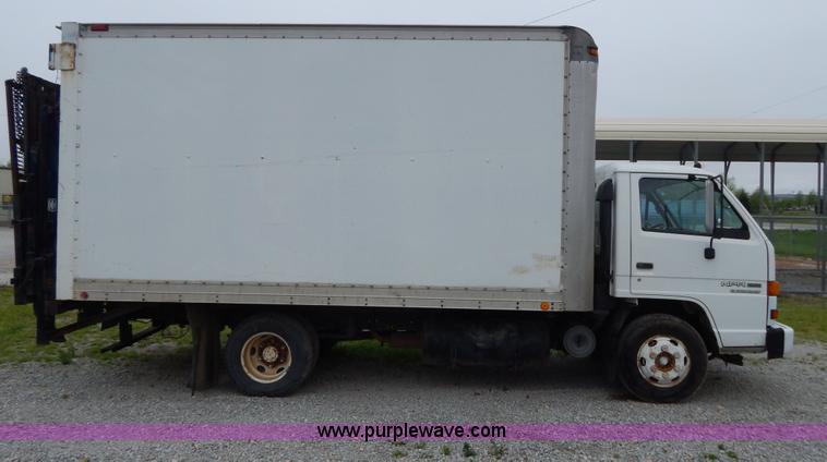 image for item G3170 1995 Isuzu NPR Electromatic box truck