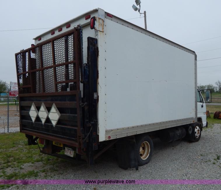 image for item G3170 1995 Isuzu NPR Electromatic box truck