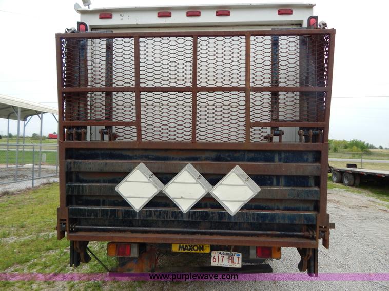 image for item G3170 1995 Isuzu NPR Electromatic box truck