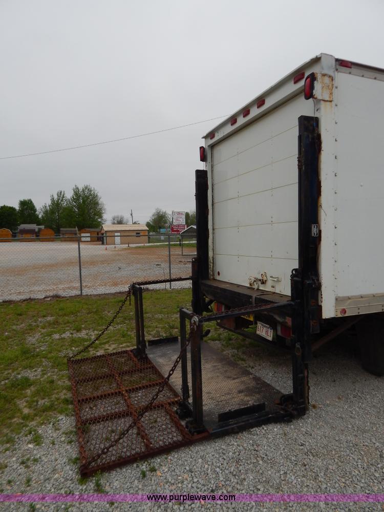 image for item G3170 1995 Isuzu NPR Electromatic box truck