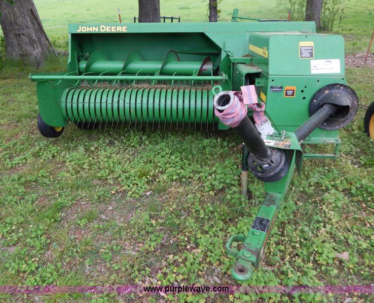 image for item G3171 2009 John Deere 348T square baler