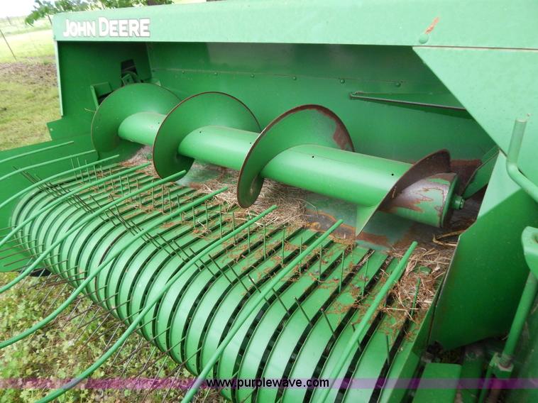 image for item G3171 2009 John Deere 348T square baler