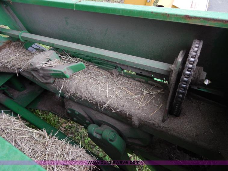 image for item G3171 2009 John Deere 348T square baler
