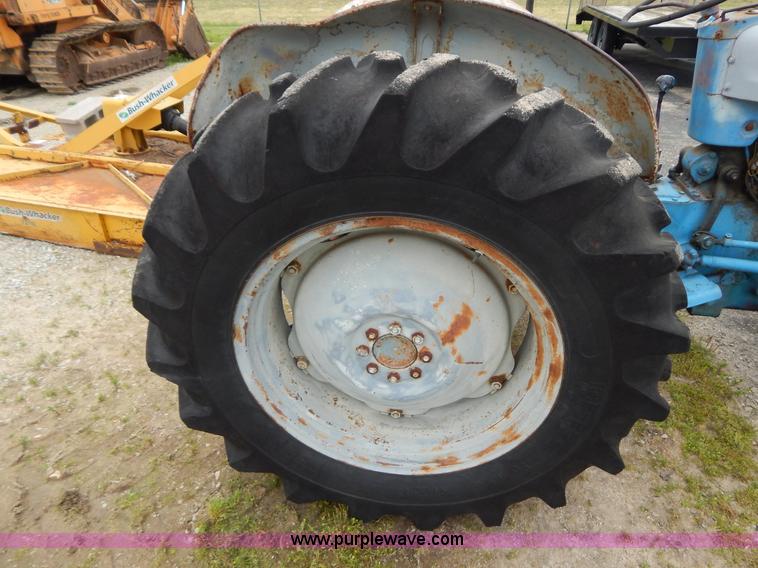 image for item G3173 Ford 801 Powermaster tractor
