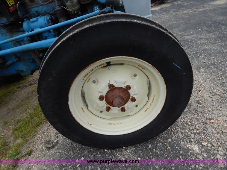 image for item G3173 Ford 801 Powermaster tractor