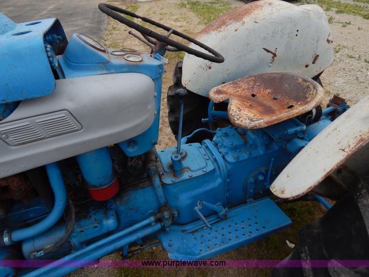 image for item G3173 Ford 801 Powermaster tractor