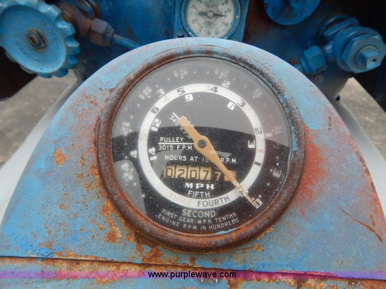 image for item G3173 Ford 801 Powermaster tractor