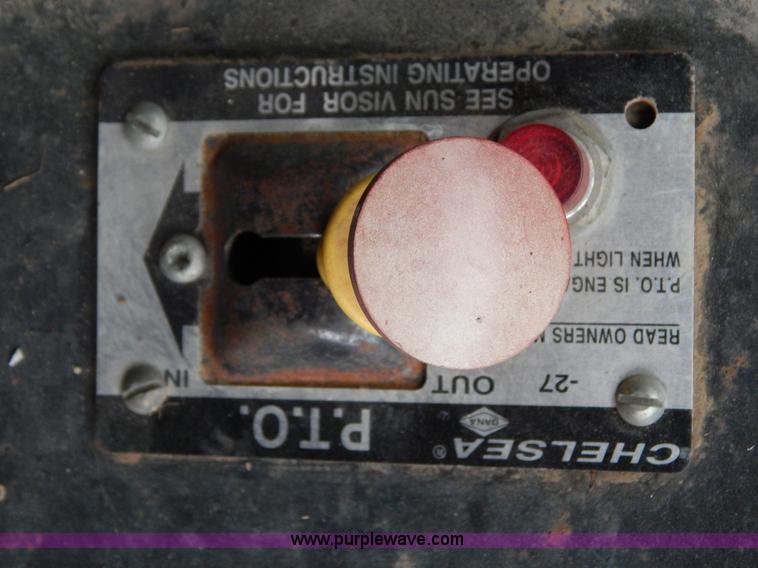 image for item G3174 1994 Ford LA9000 AeroMax dump truck