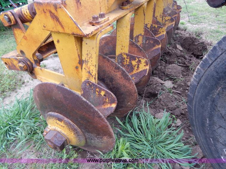 image for item G3177 Caterpillar 8' disk