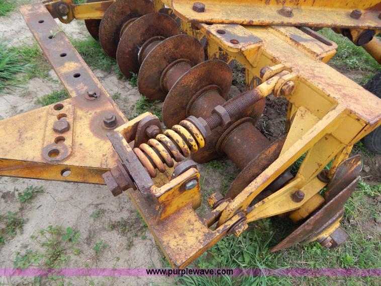 image for item G3177 Caterpillar 8' disk