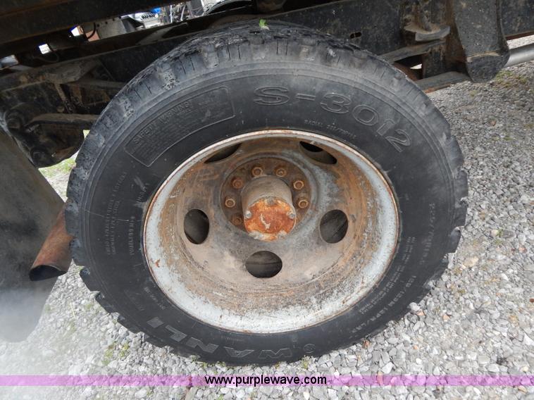 image for item G3178 1992 Chevrolet 3500 HD dump bed truck