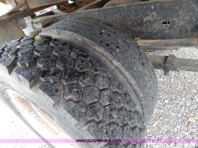 image for item G3178 1992 Chevrolet 3500 HD dump bed truck