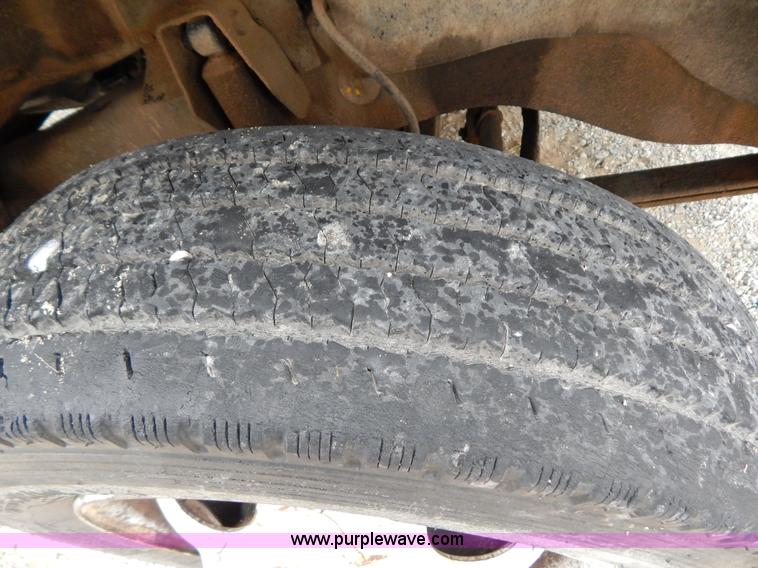 image for item G3178 1992 Chevrolet 3500 HD dump bed truck