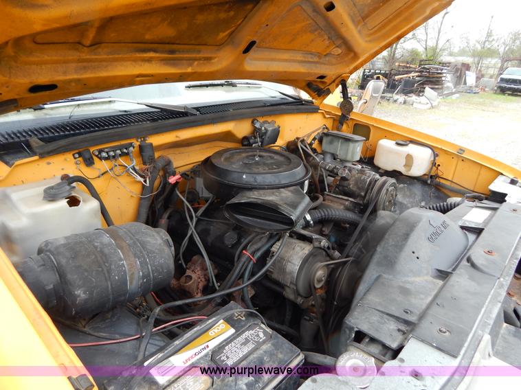 image for item G3178 1992 Chevrolet 3500 HD dump bed truck