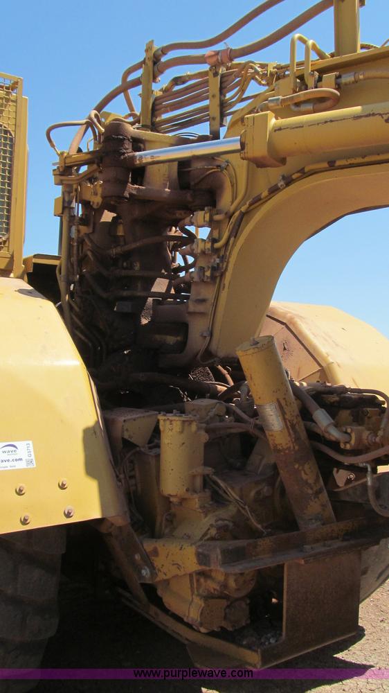 image for item G5713 1995 Caterpillar 623F scraper