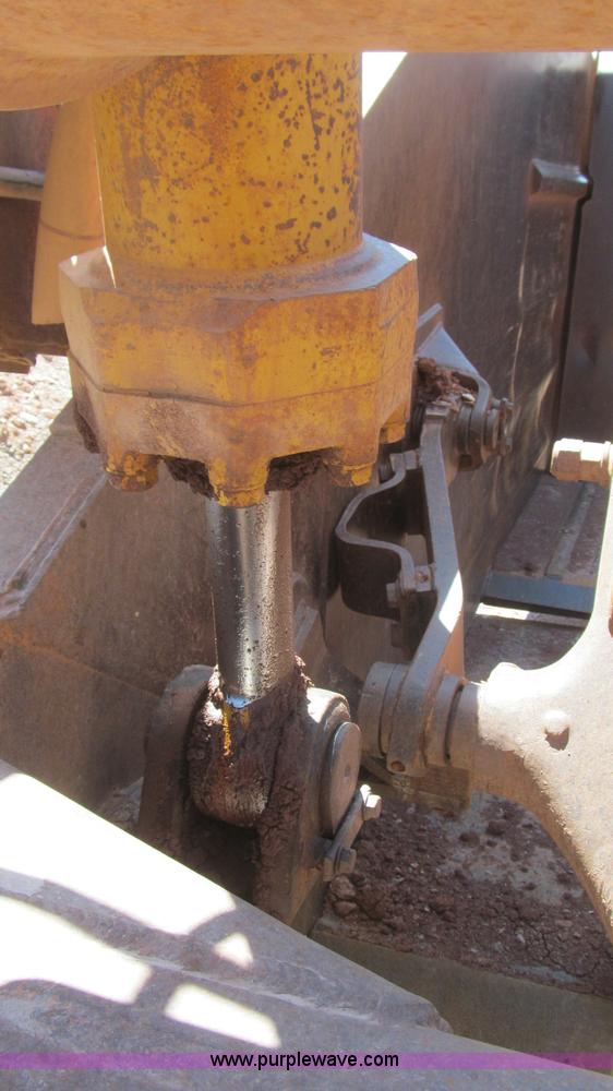 image for item G5713 1995 Caterpillar 623F scraper