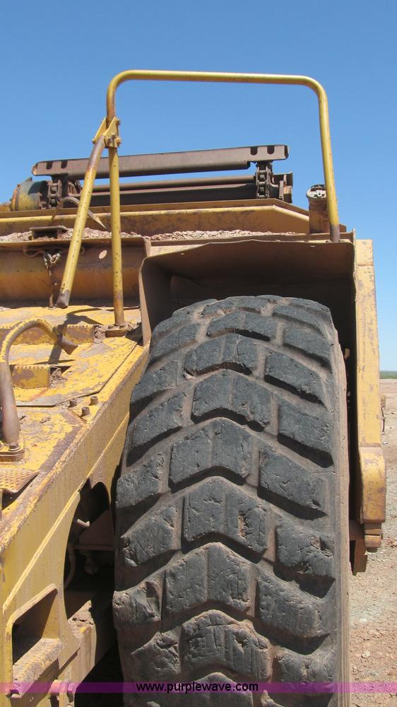 image for item G5713 1995 Caterpillar 623F scraper
