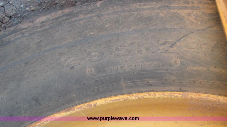 image for item G5713 1995 Caterpillar 623F scraper