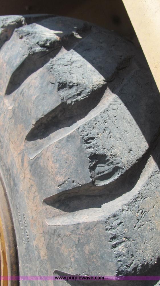 image for item G5713 1995 Caterpillar 623F scraper