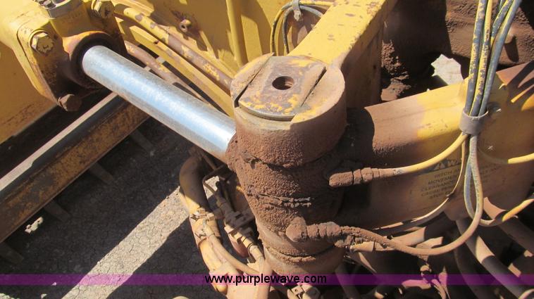 image for item G5713 1995 Caterpillar 623F scraper