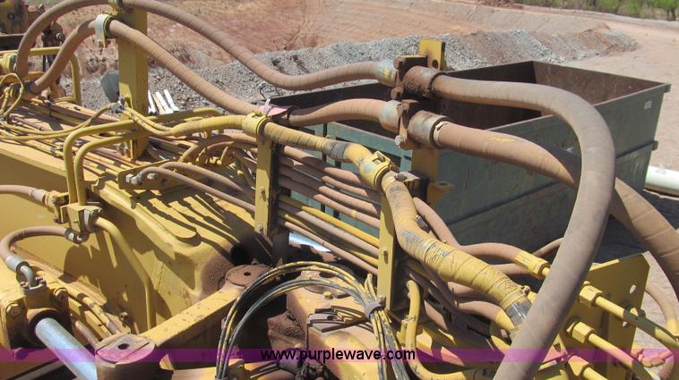 image for item G5713 1995 Caterpillar 623F scraper