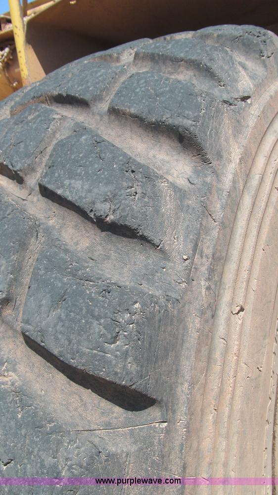 image for item G5713 1995 Caterpillar 623F scraper