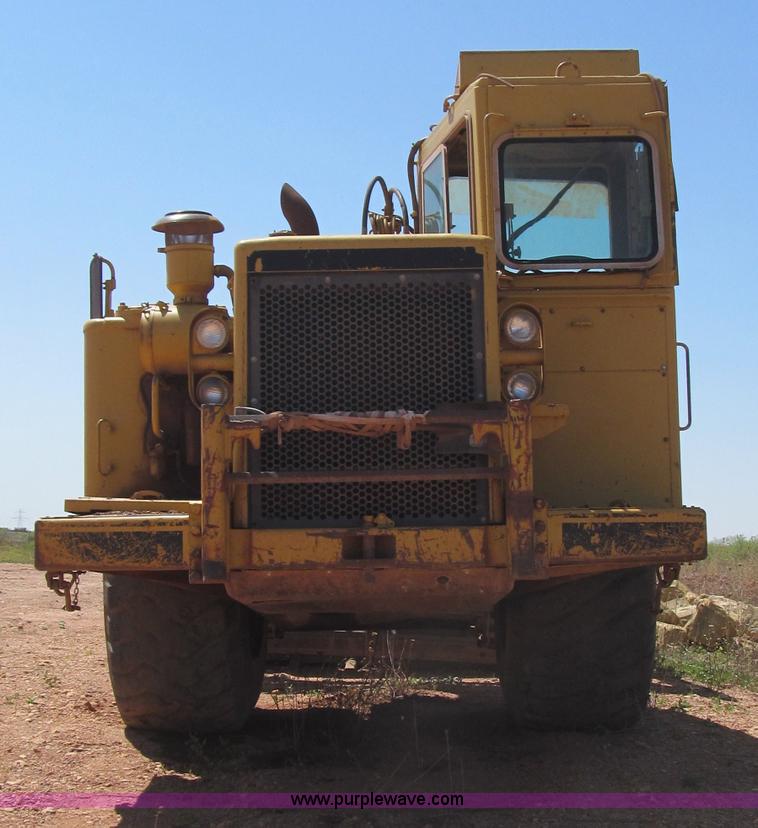 image for item G5714 1977 Caterpillar 623B scraper