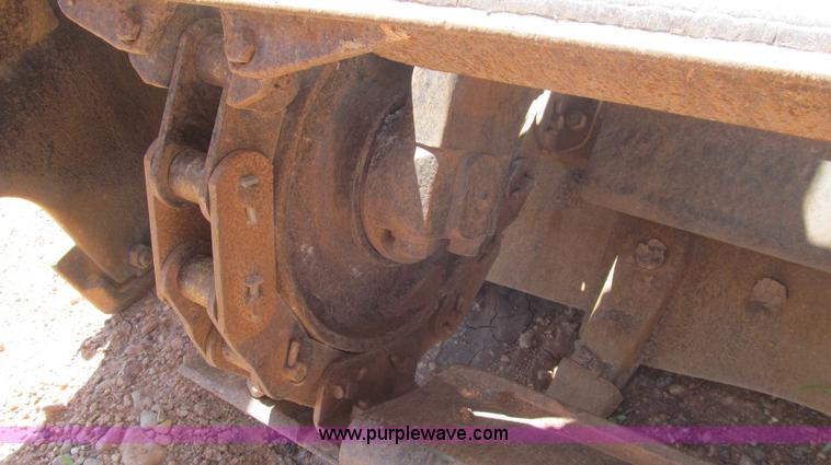 image for item G5714 1977 Caterpillar 623B scraper