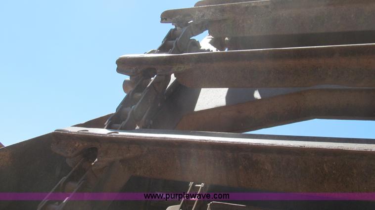 image for item G5714 1977 Caterpillar 623B scraper