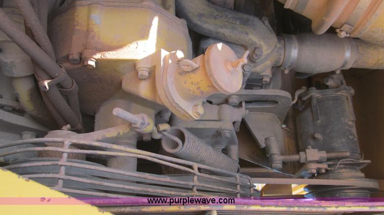 image for item G5714 1977 Caterpillar 623B scraper