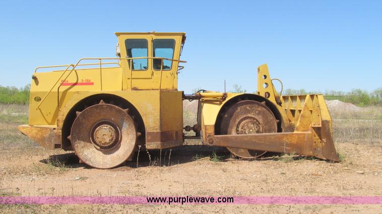 image for item G5715 1990 Rex 3-70A compactor