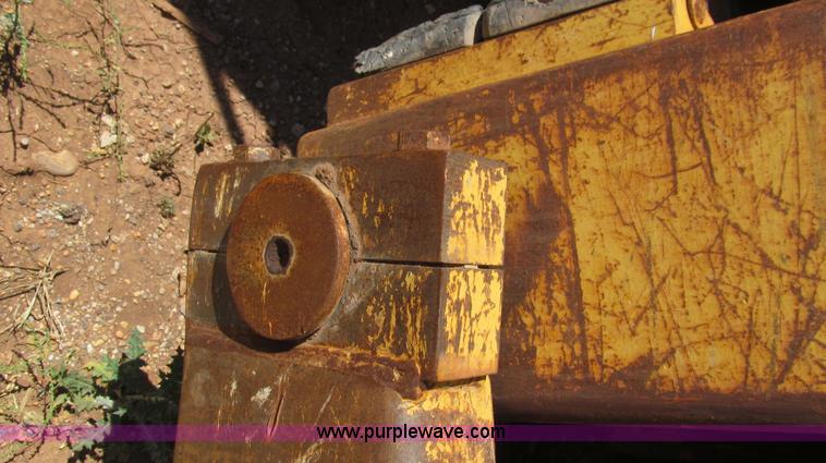 image for item G5715 1990 Rex 3-70A compactor