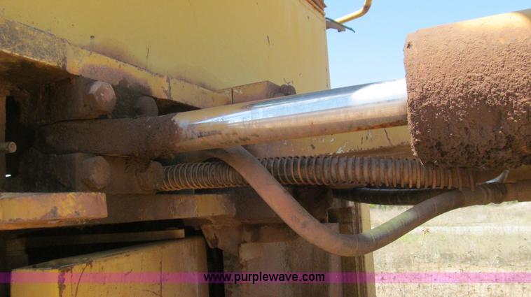 image for item G5715 1990 Rex 3-70A compactor