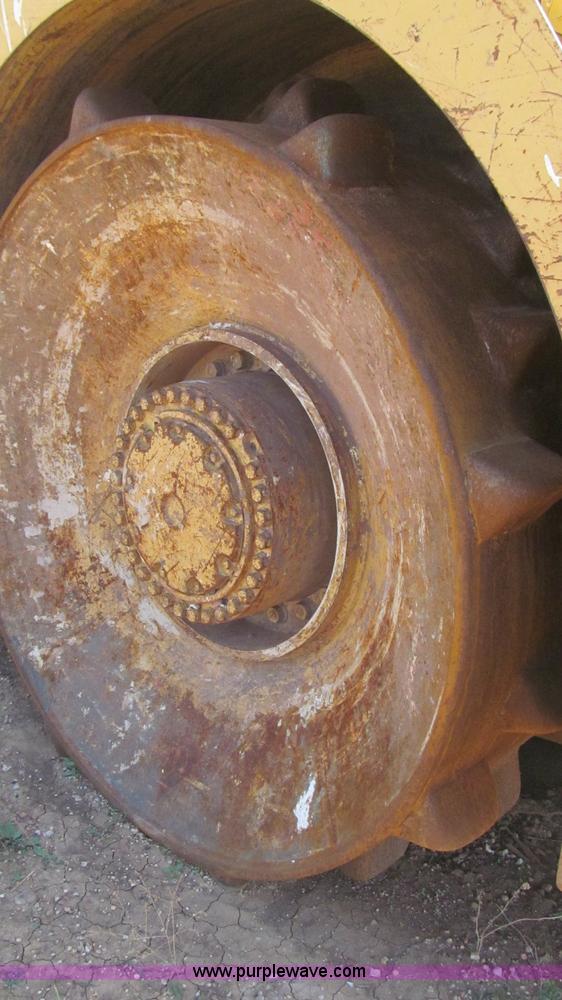 image for item G5715 1990 Rex 3-70A compactor